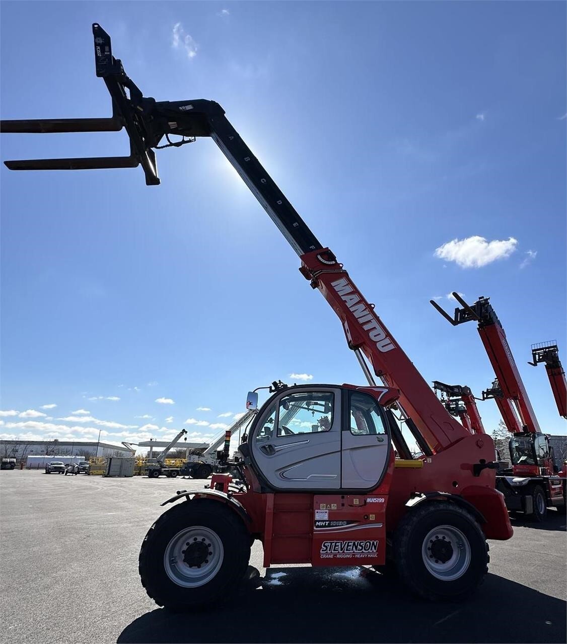 2021 MANITOU MHT10130 in Bolingbrook, IL