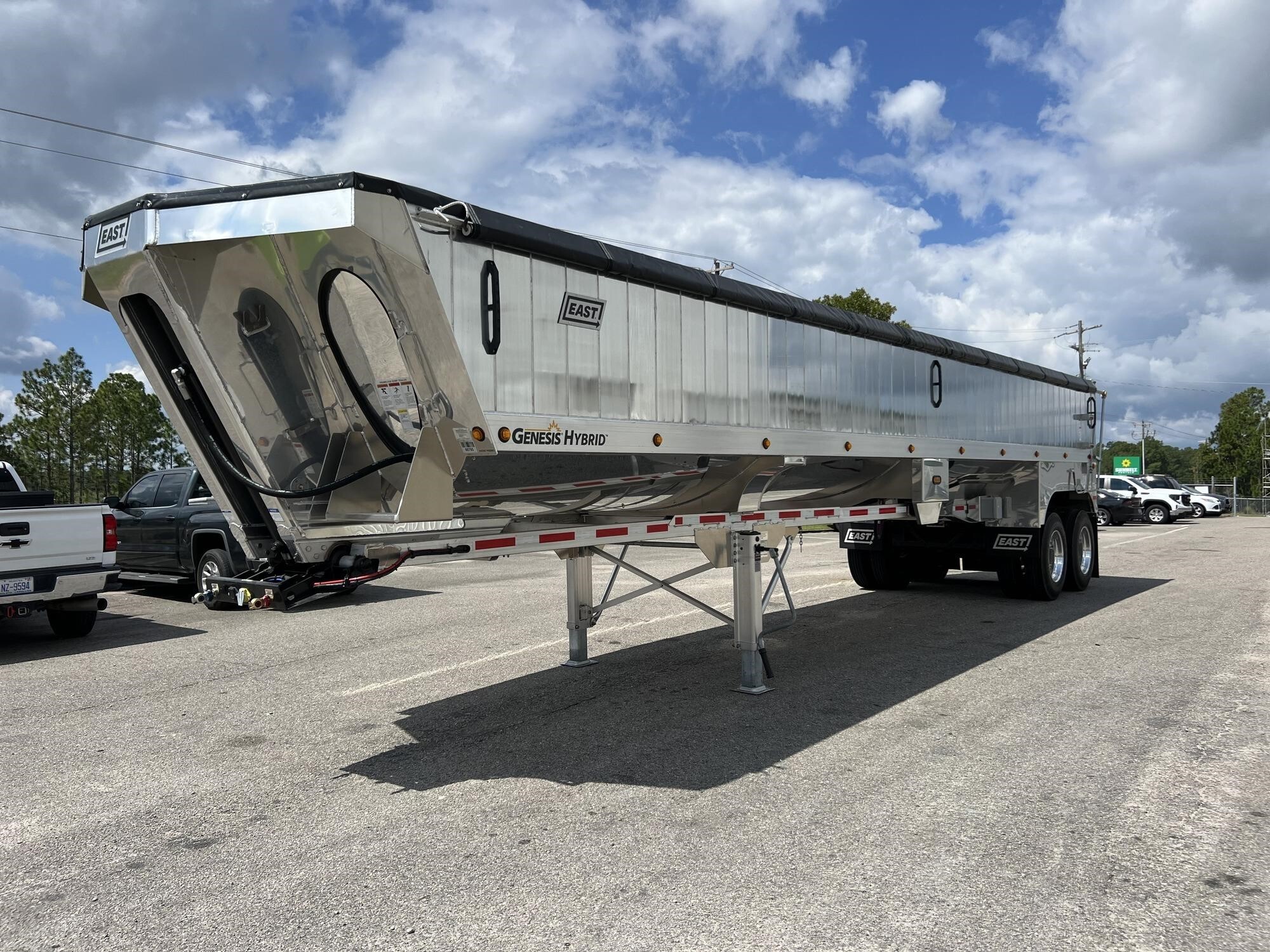 2026 EAST 39' X 102" X 60" FRAMELESS HYBRID DUMP in Saint George, SC