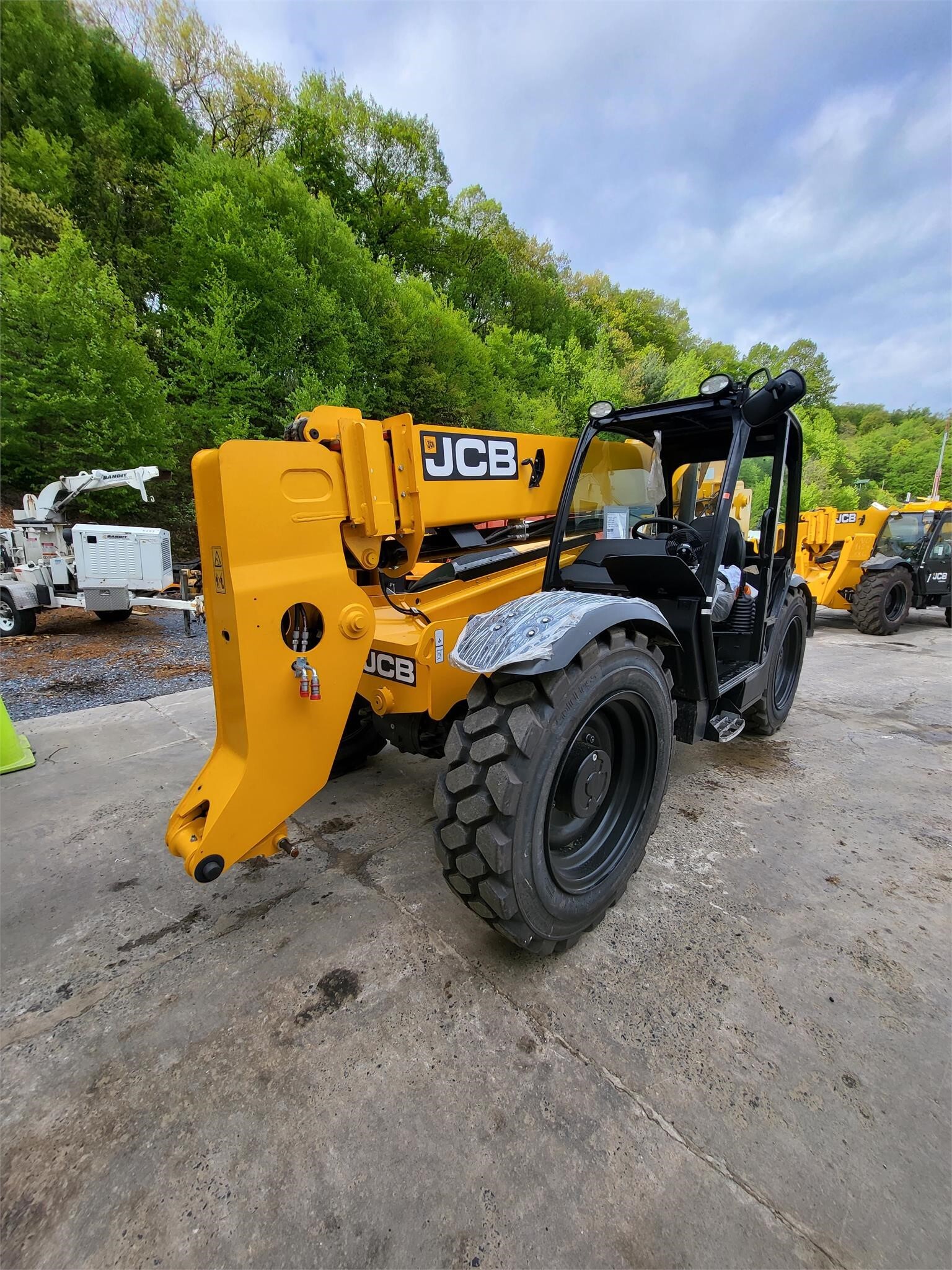 2023 JCB 506-36 in Harrisburg, PA