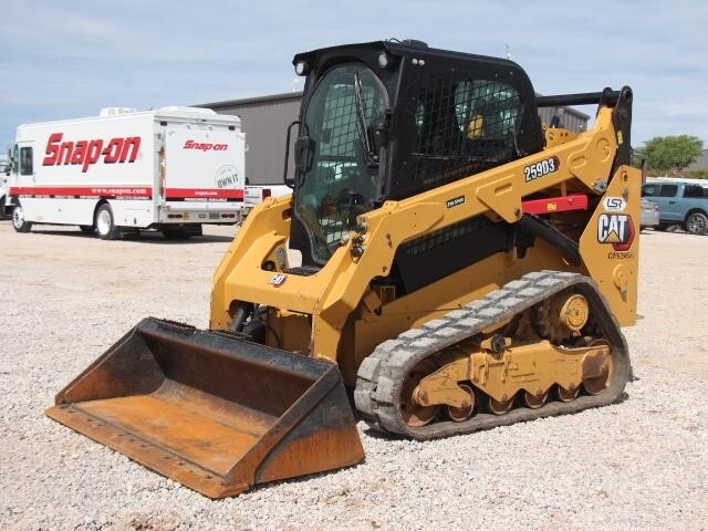 2023 CATERPILLAR 259D3 in Weatherford, TX