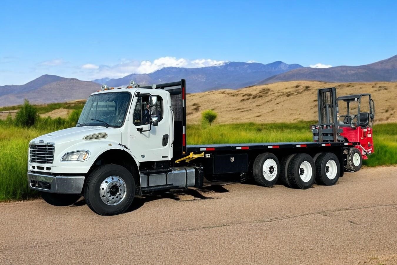 2007 MOFFETT M55 in Hatfield, PA