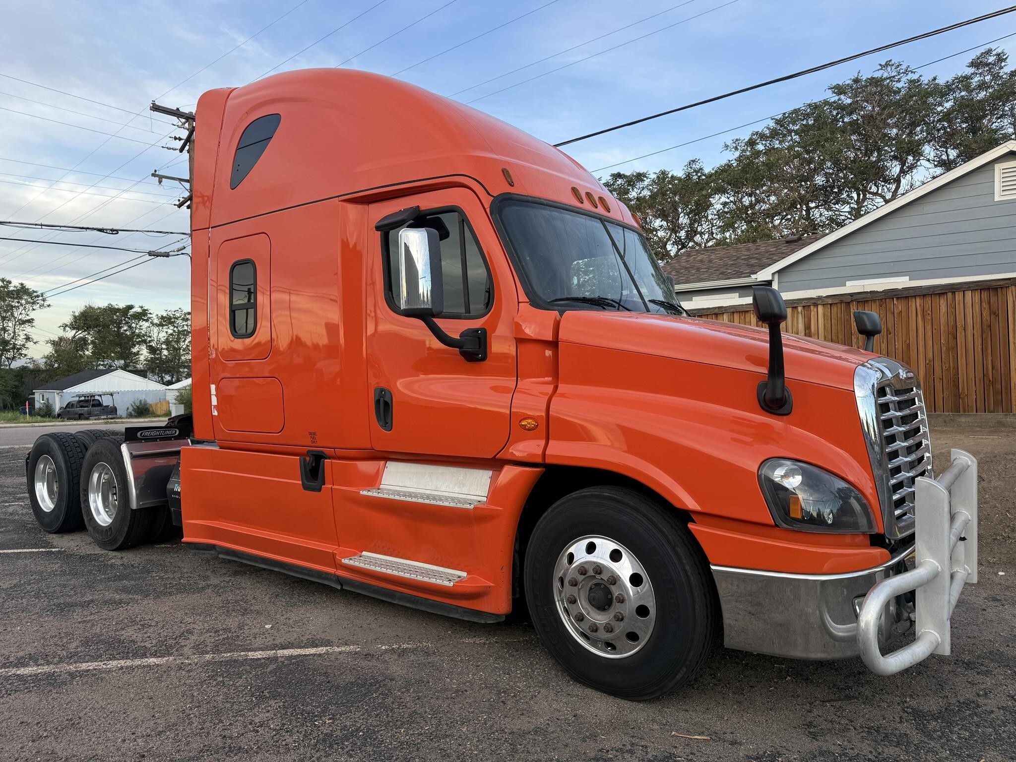 2018 FREIGHTLINER CASCADIA 125 in Commerce City, CO