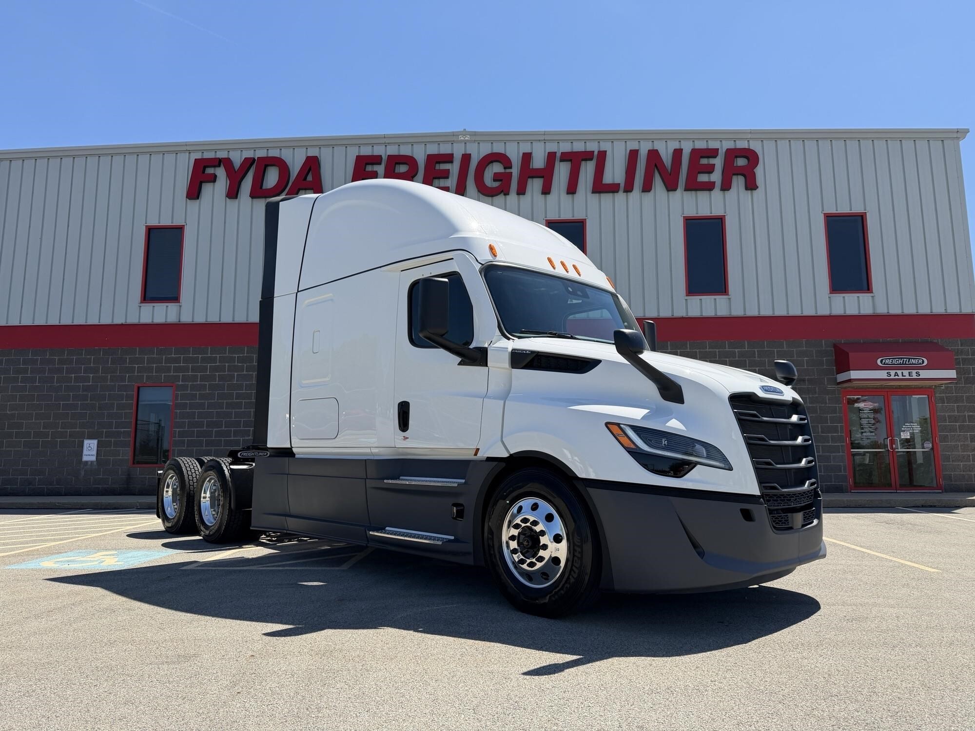 2027 FREIGHTLINER CASCADIA 126 in Canonsburg, PA