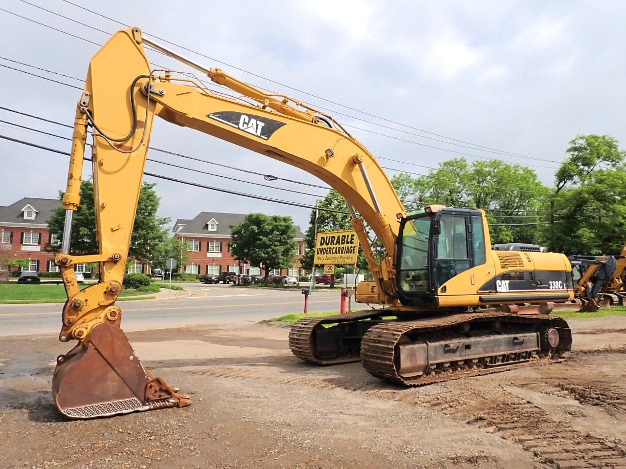 2005 CATERPILLAR 330CL in South Plainfield, NJ