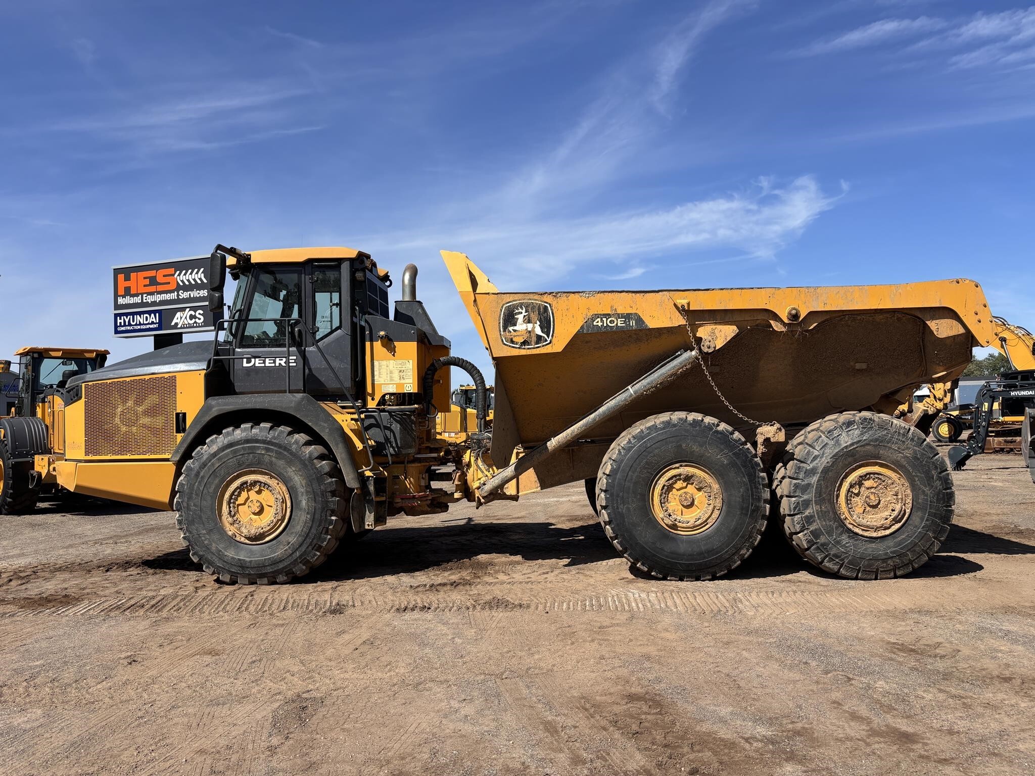 2022 DEERE 410E II in Holland, MI