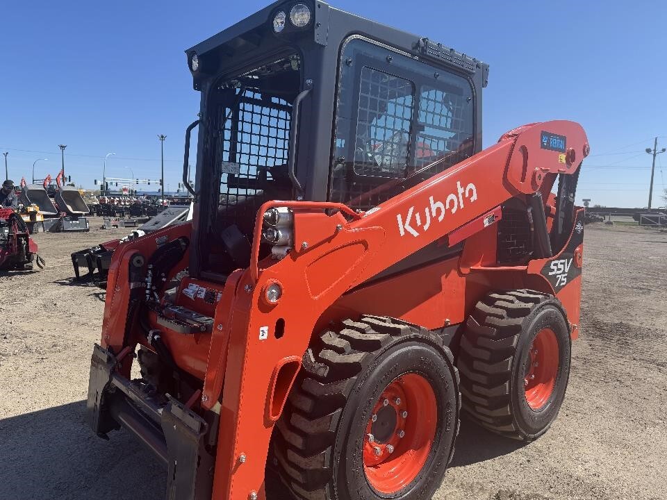 2025 KUBOTA SSV75 in Loretto, MN