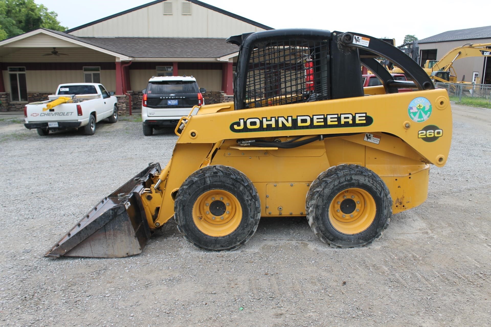 DEERE 260 II in Pleasureville, KY