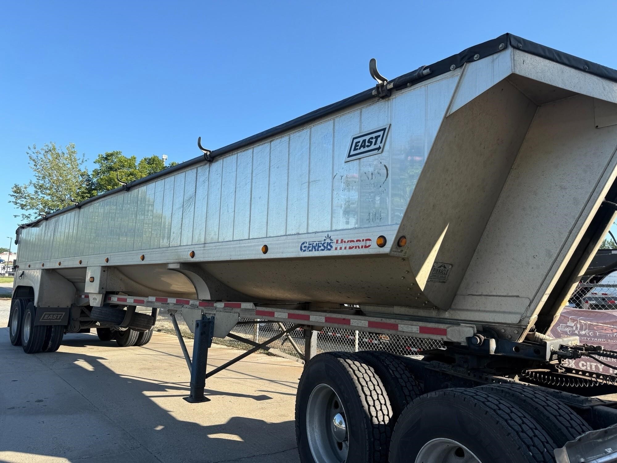 2016 EAST 39' X 102" X 60" FRAMELESS HYBRID DUMP in Spartanburg, SC
