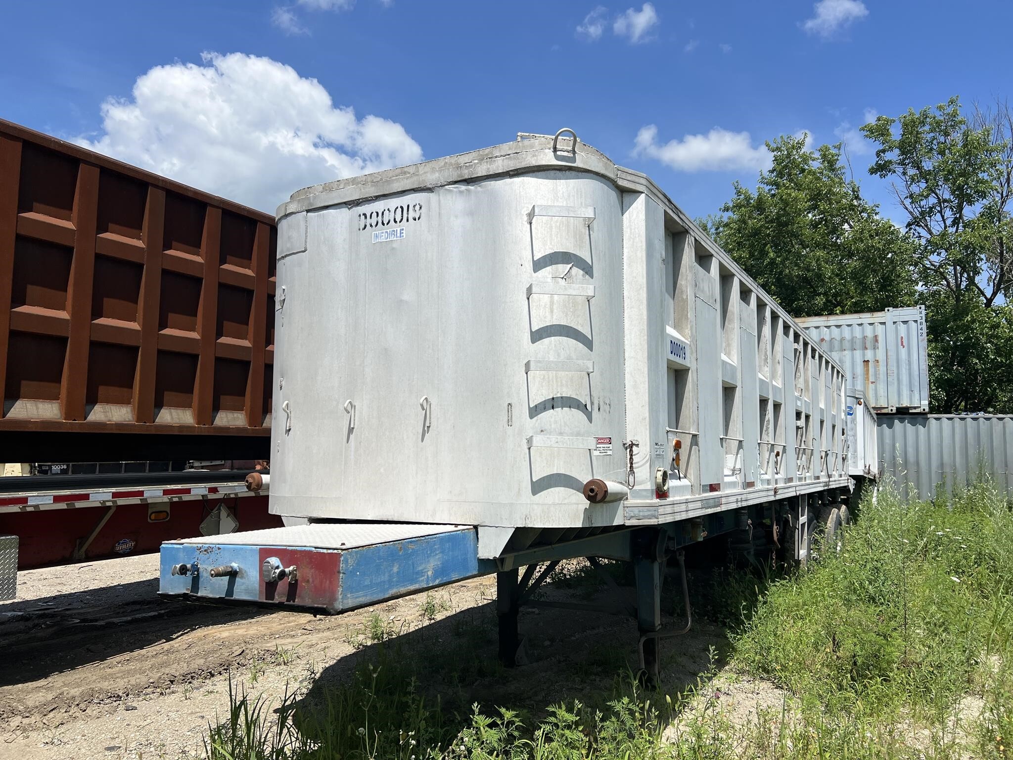 1974 SUMMIT Trailer in Des Moines, IA