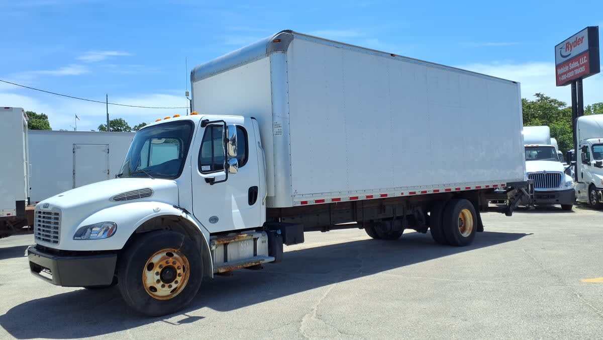2019 FREIGHTLINER BUSINESS CLASS M2 106 in Warwick, RI