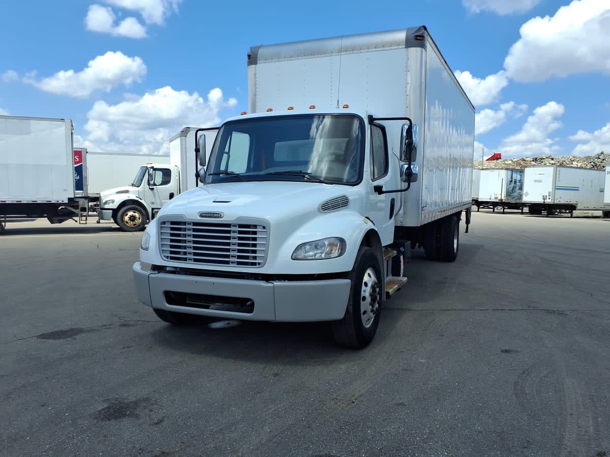 2020 FREIGHTLINER BUSINESS CLASS M2 106 in Taylor, MI