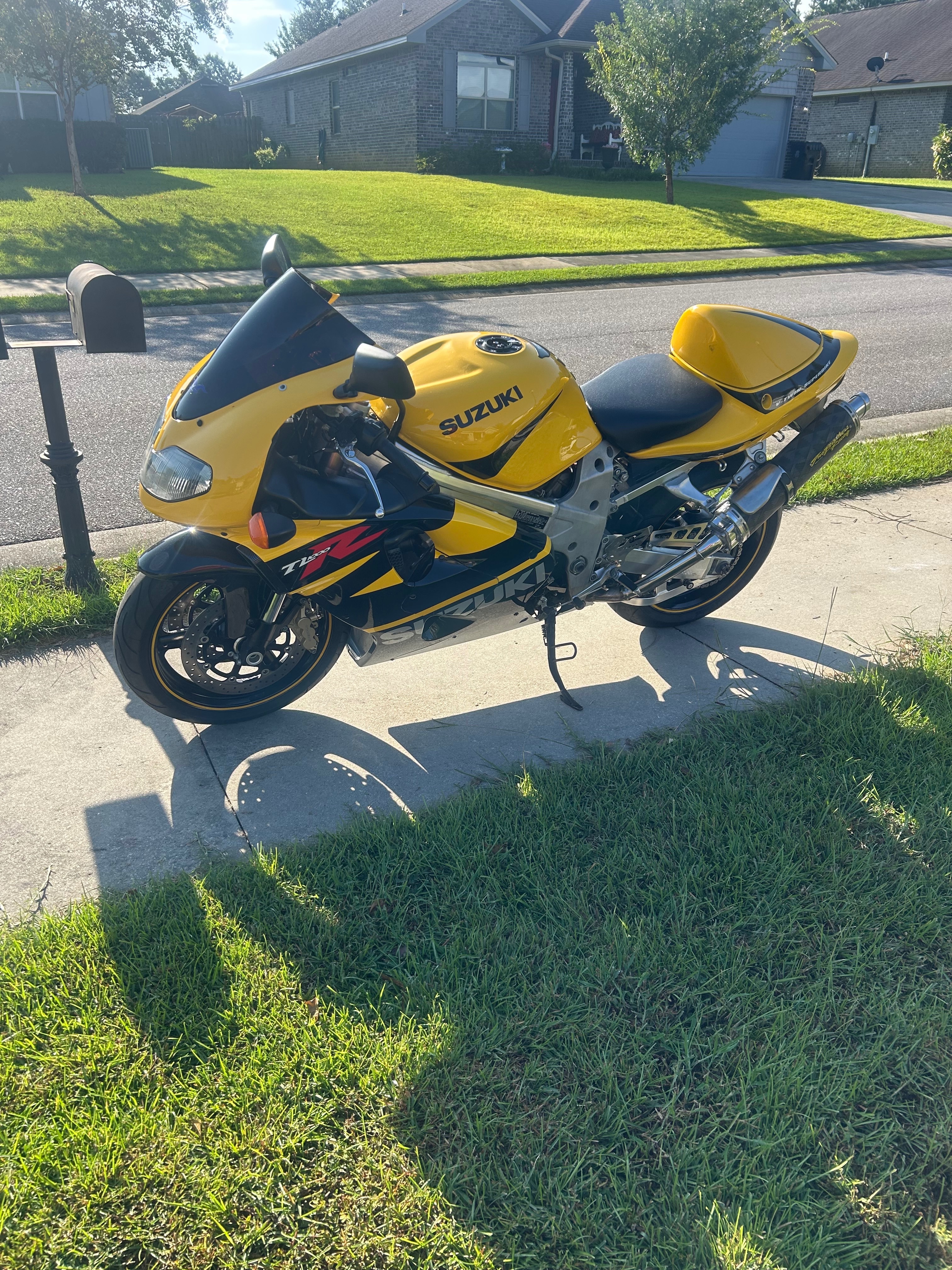 2003 Suzuki TL1000 R R in Silverhill, AL