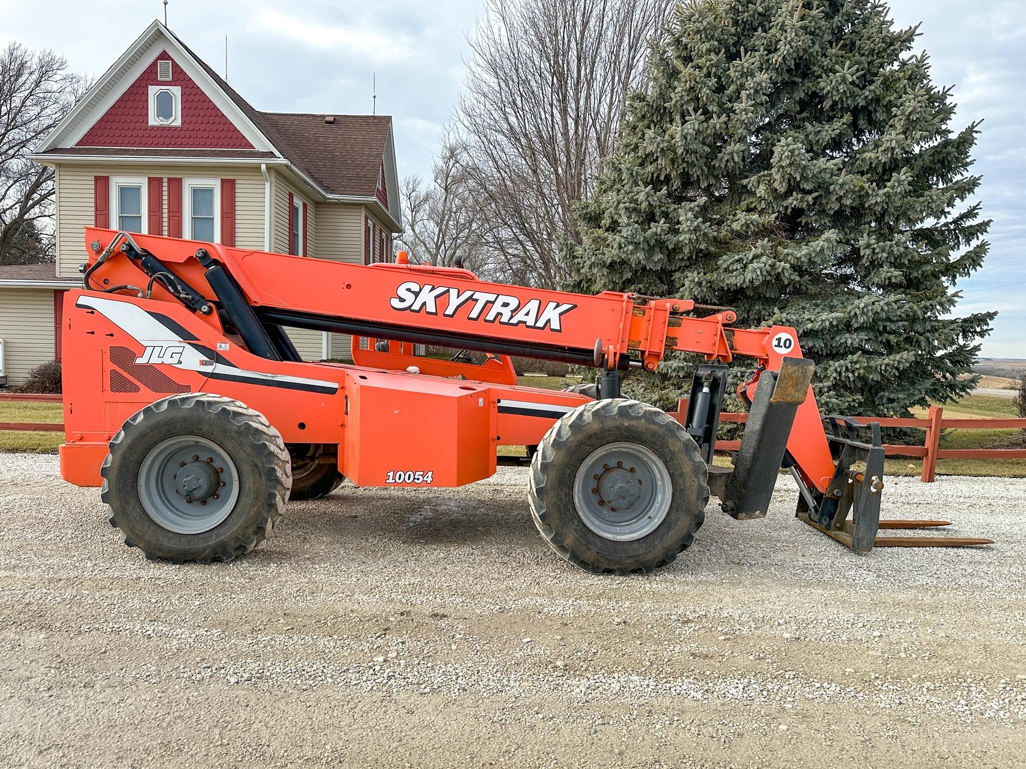 2012 SKY TRAK 10054 in Henderson, IA