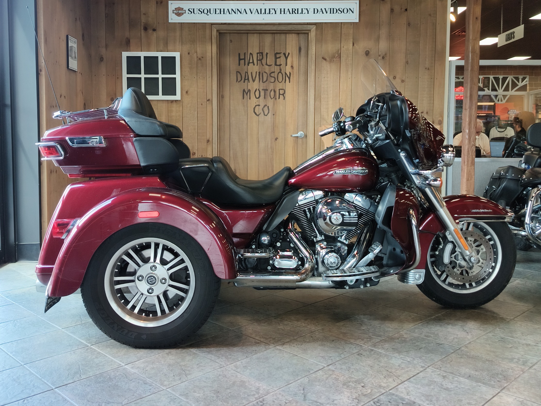 2015 Harley-Davidson Tri Glide® Ultra ULTRA CLASSIC in Harrisburg, PA