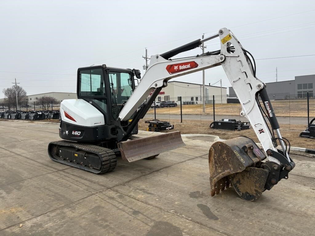 2022 BOBCAT E60R2 in Omaha, NE