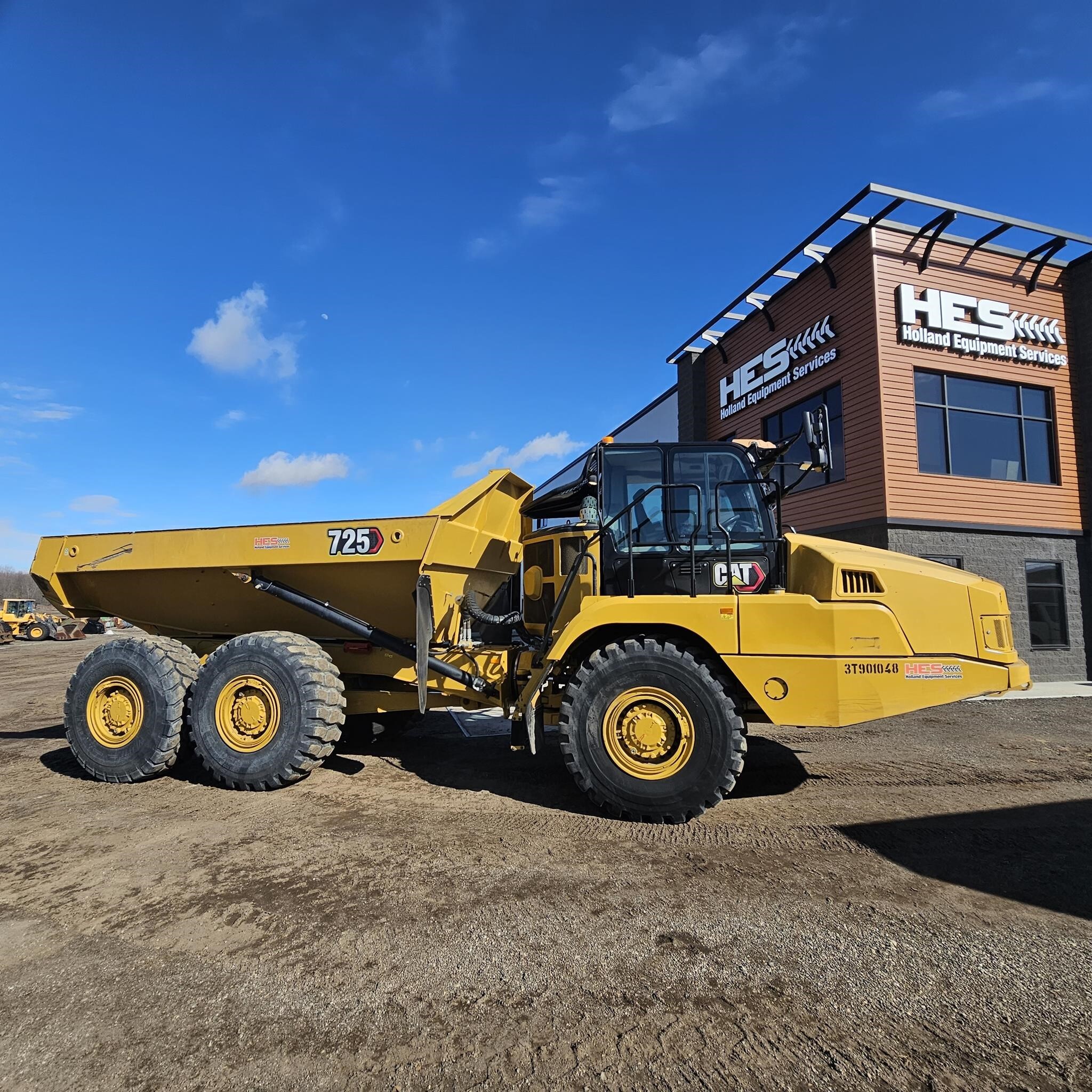 2024 CATERPILLAR 725 in Holland, MI