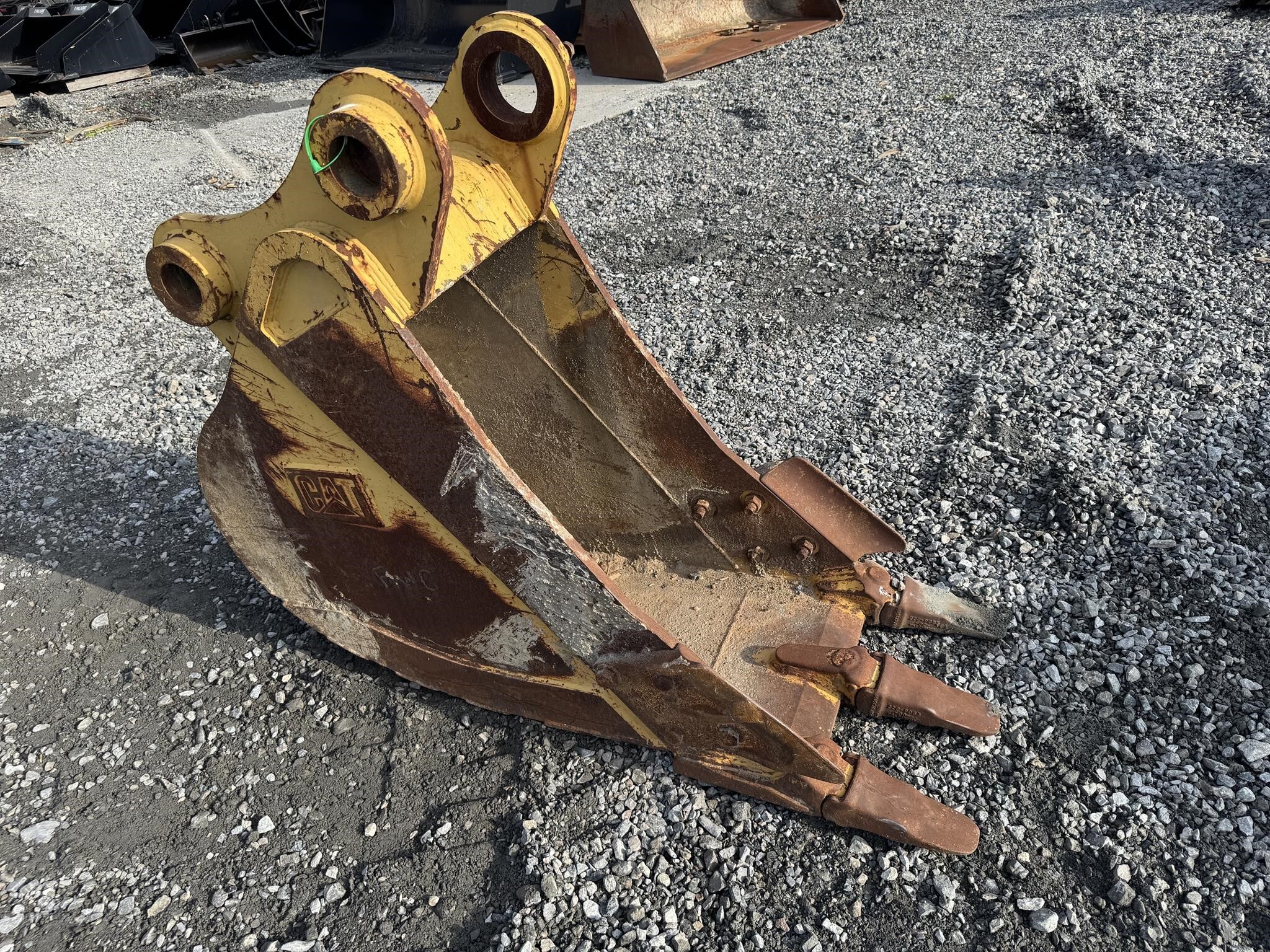 CATERPILLAR Attachment in Womelsdorf, PA