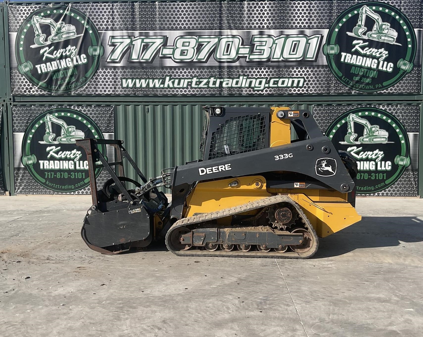 2021 DEERE 333G in Littlestown, PA