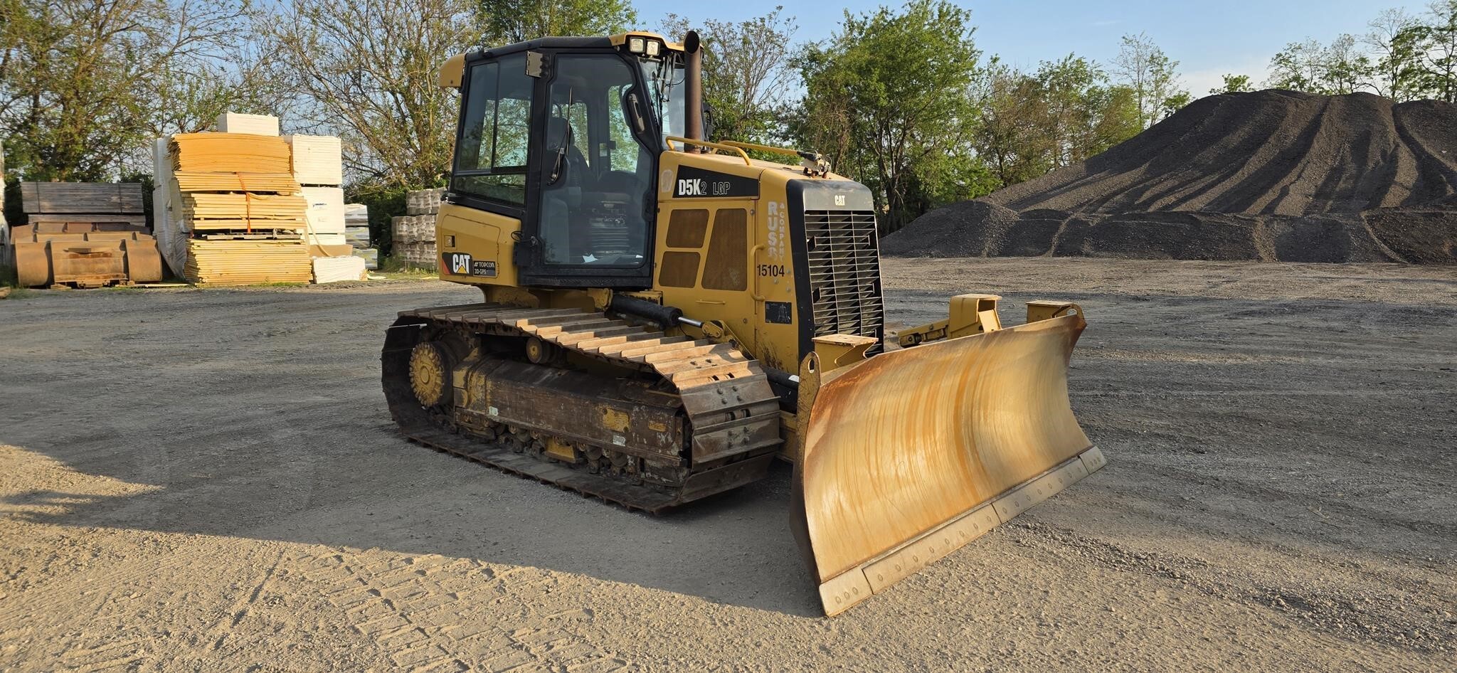 2014 CATERPILLAR D5K2 LGP in Chambersburg, PA
