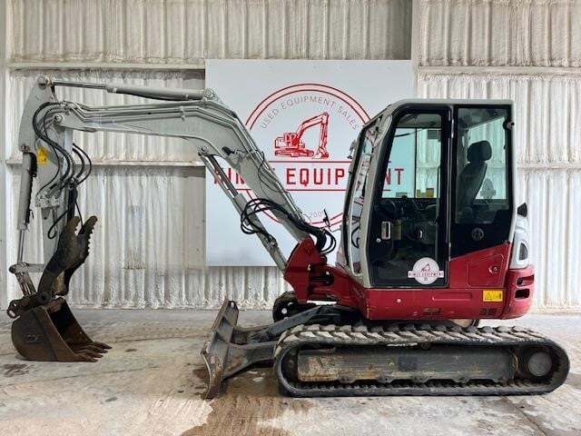 2022 TAKEUCHI TB260 in Van Alstyne, TX