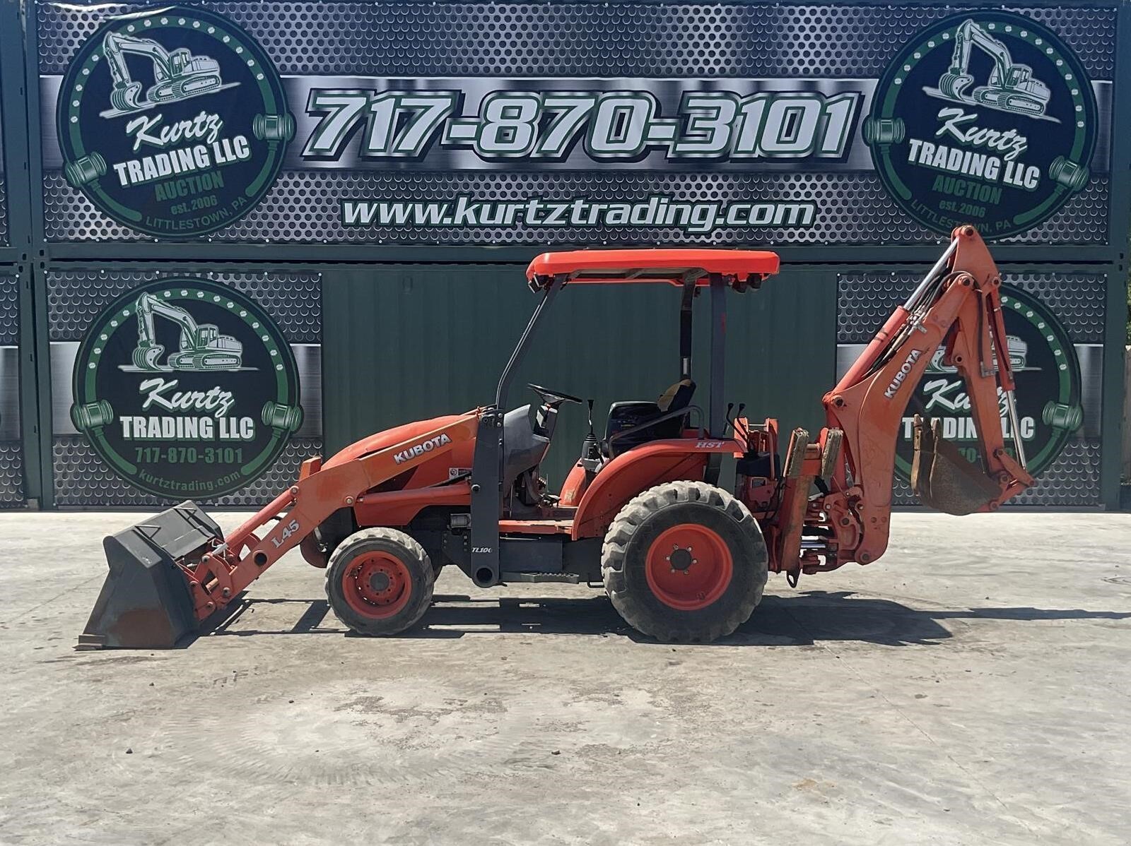 2014 KUBOTA L45 in Littlestown, PA