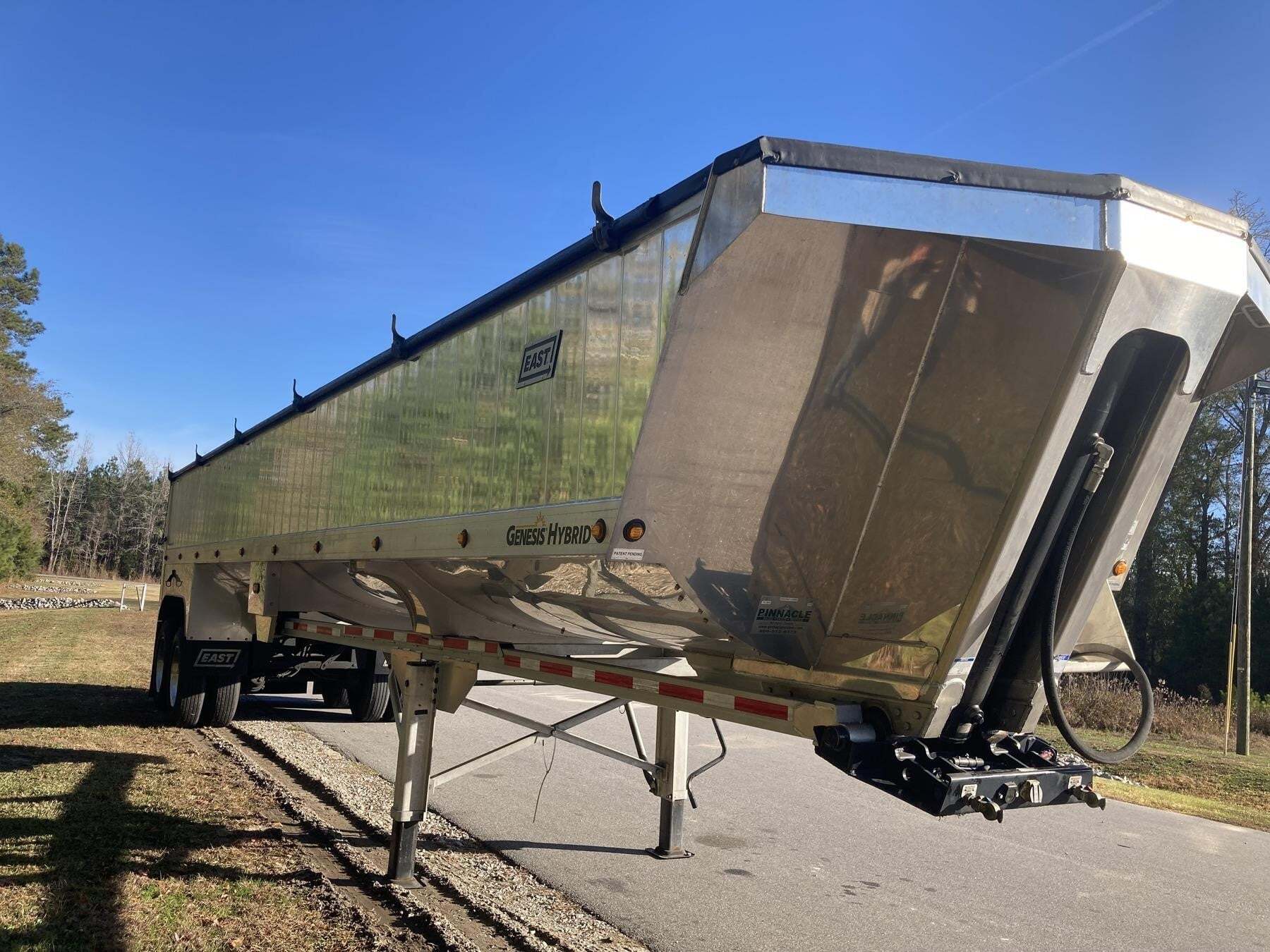 2023 EAST 39' X 102" X 60" FRAMELESS HYBRID DUMP in Spartanburg, SC
