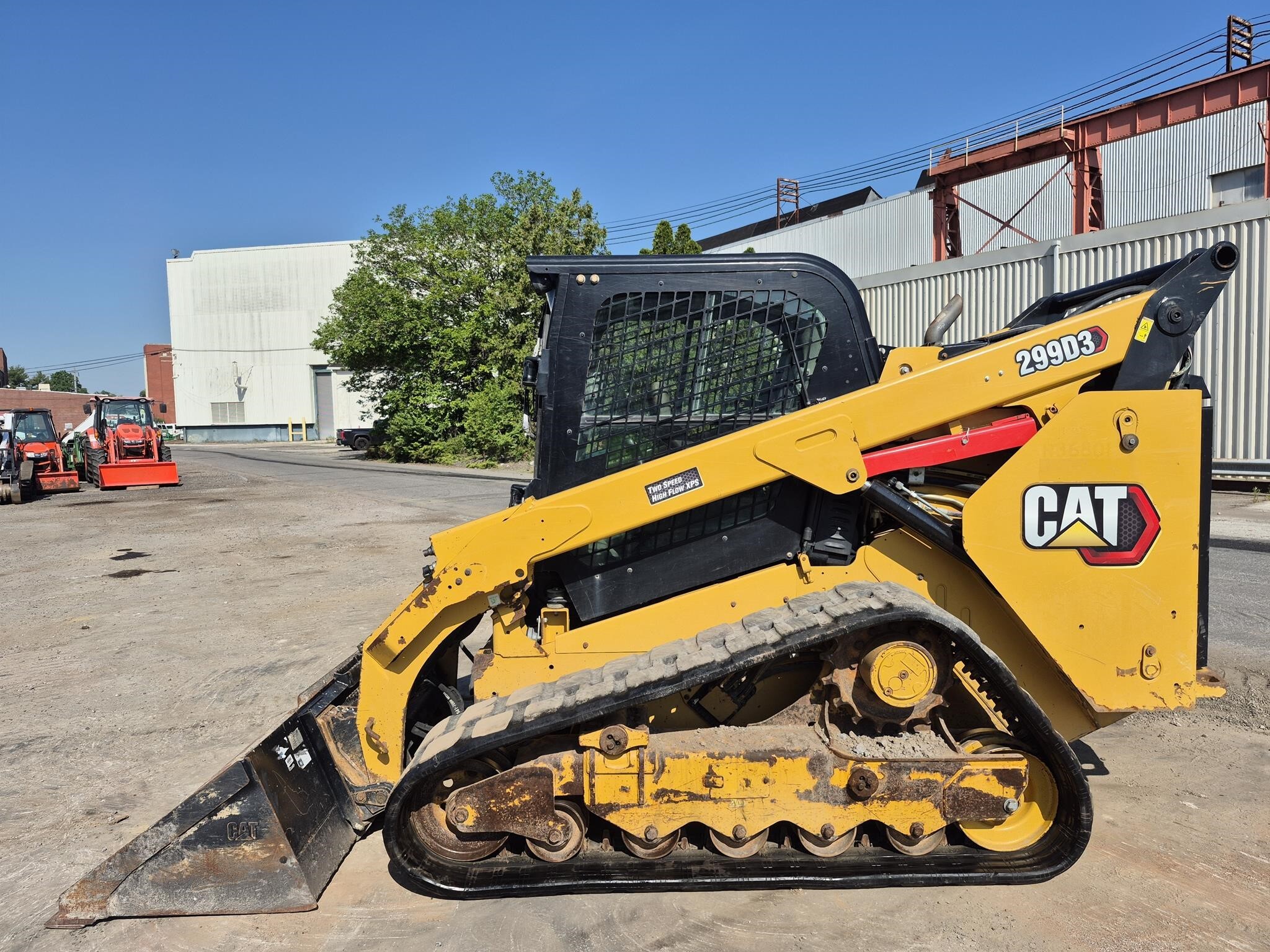 2021 CATERPILLAR 299D3 in Essington, PA