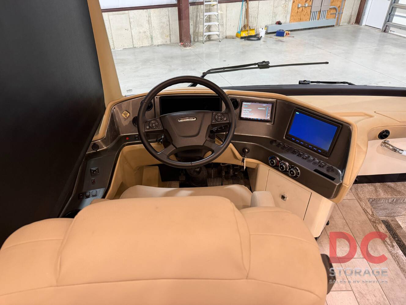 A photo of this 2022 Tiffin Motorhomes PHAETON 40 QBH