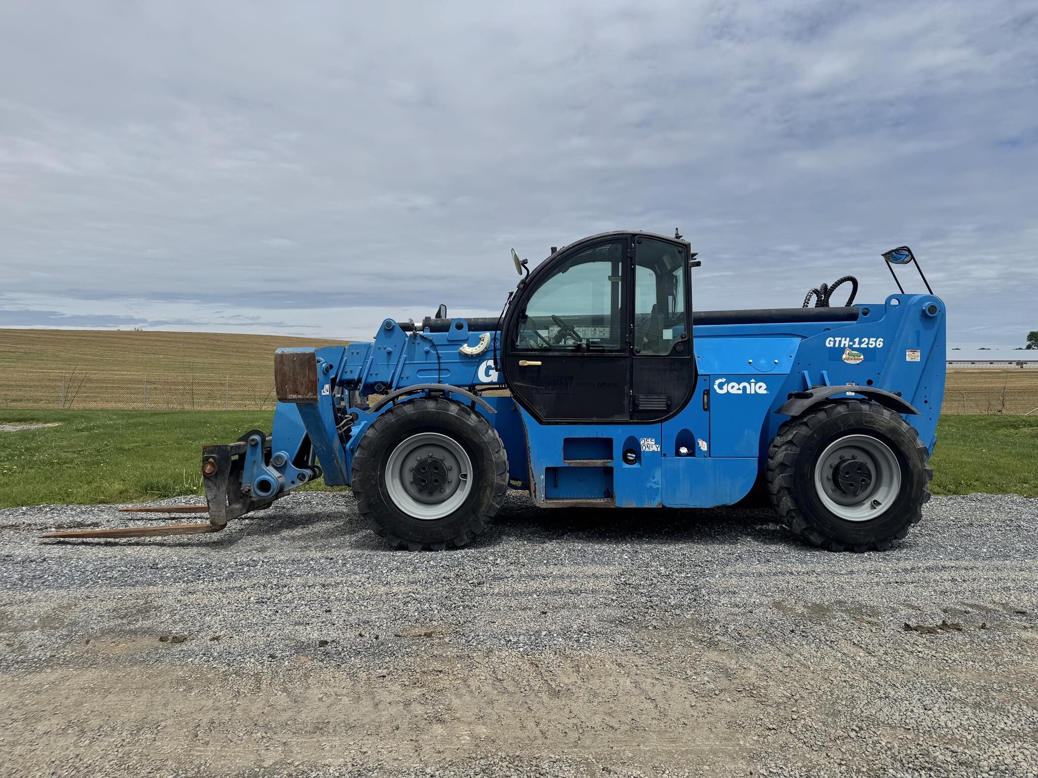 2017 GENIE GTH1256 in Womelsdorf, PA
