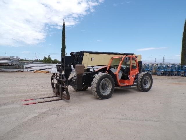 2016 JLG 1255 in Riverside, CA
