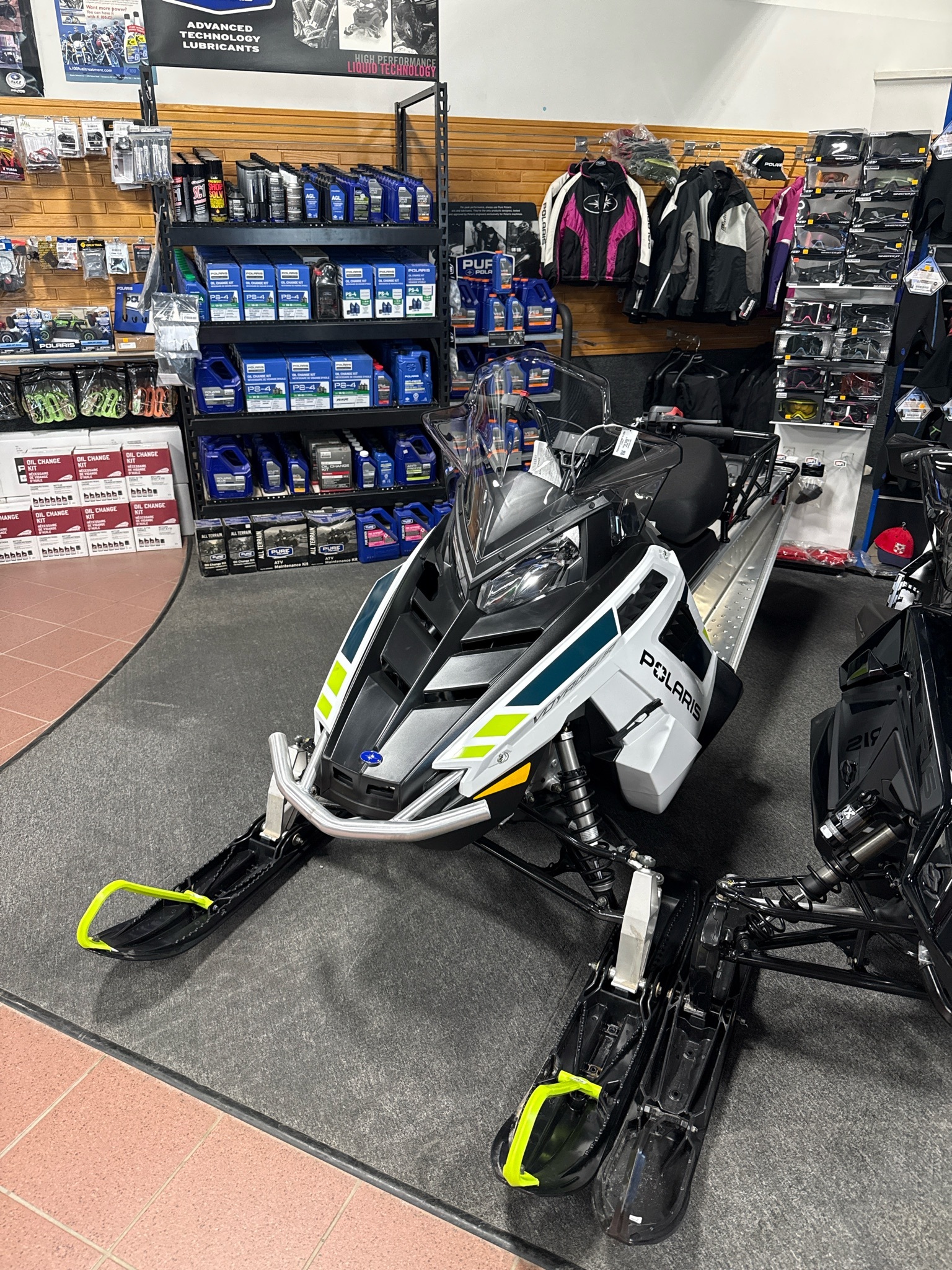 2025 Polaris 550 Voyageur 144 ES 550 144 in adams center NY
