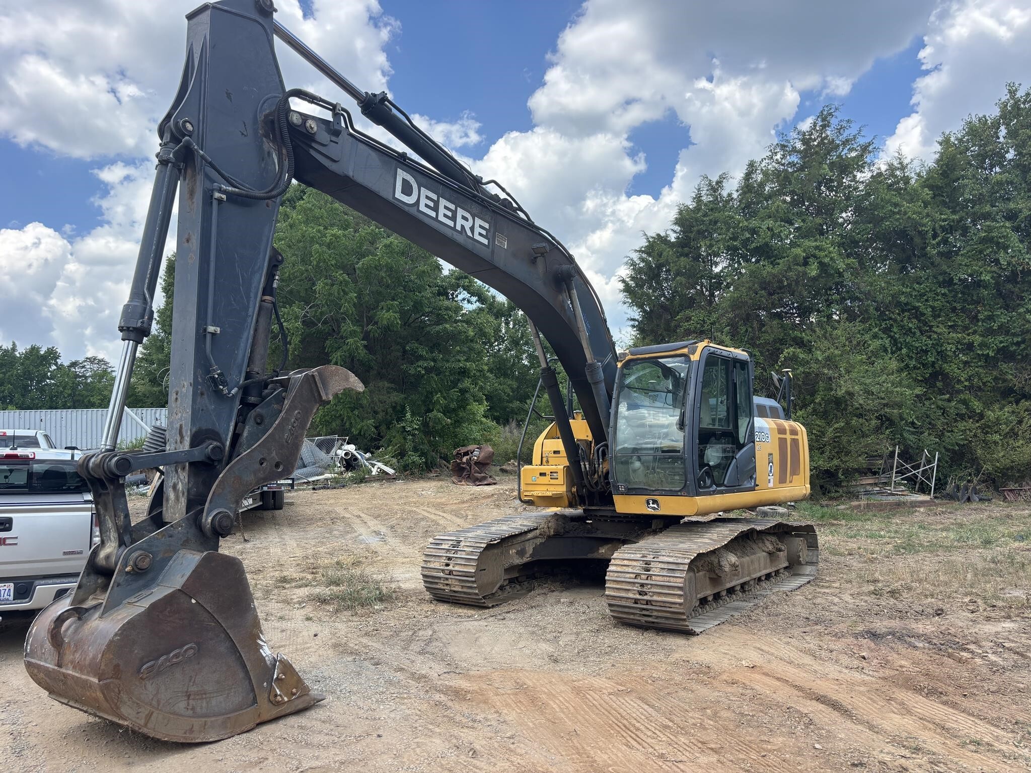 2016 DEERE 210G LC in Rockwell, NC