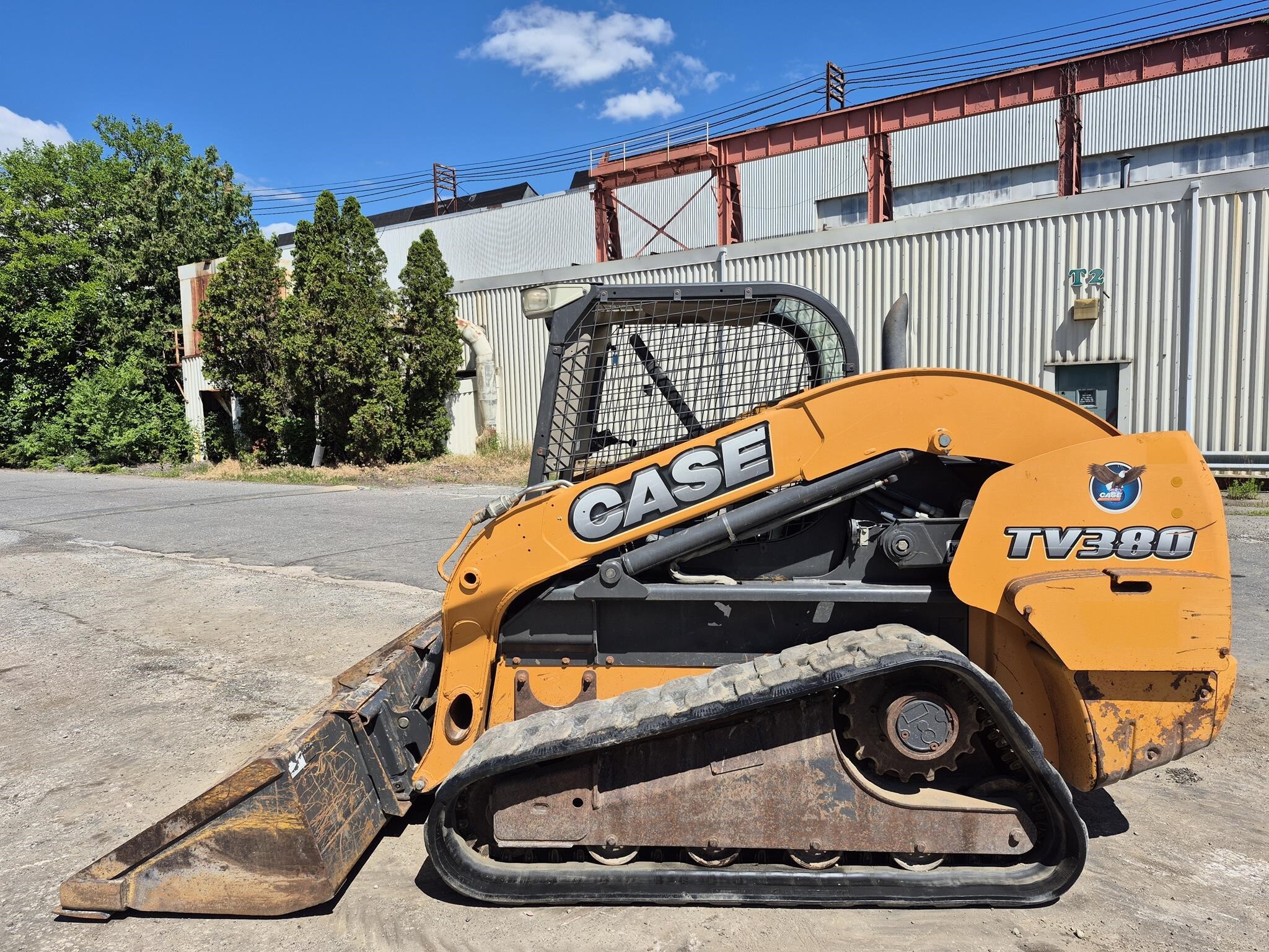 2012 CASE TV380 in Essington, PA