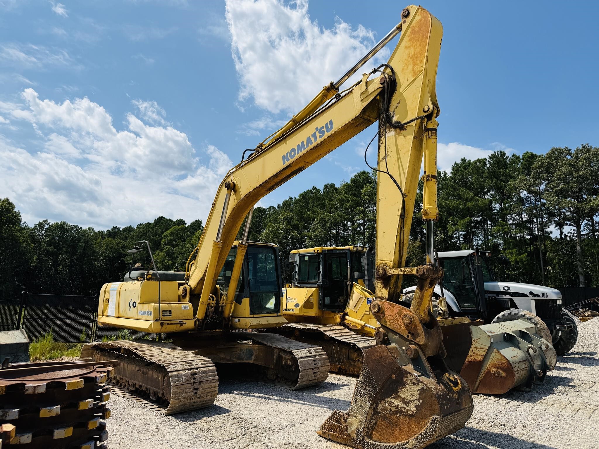 2005 KOMATSU PC220 LC-7L in Rockwell, NC