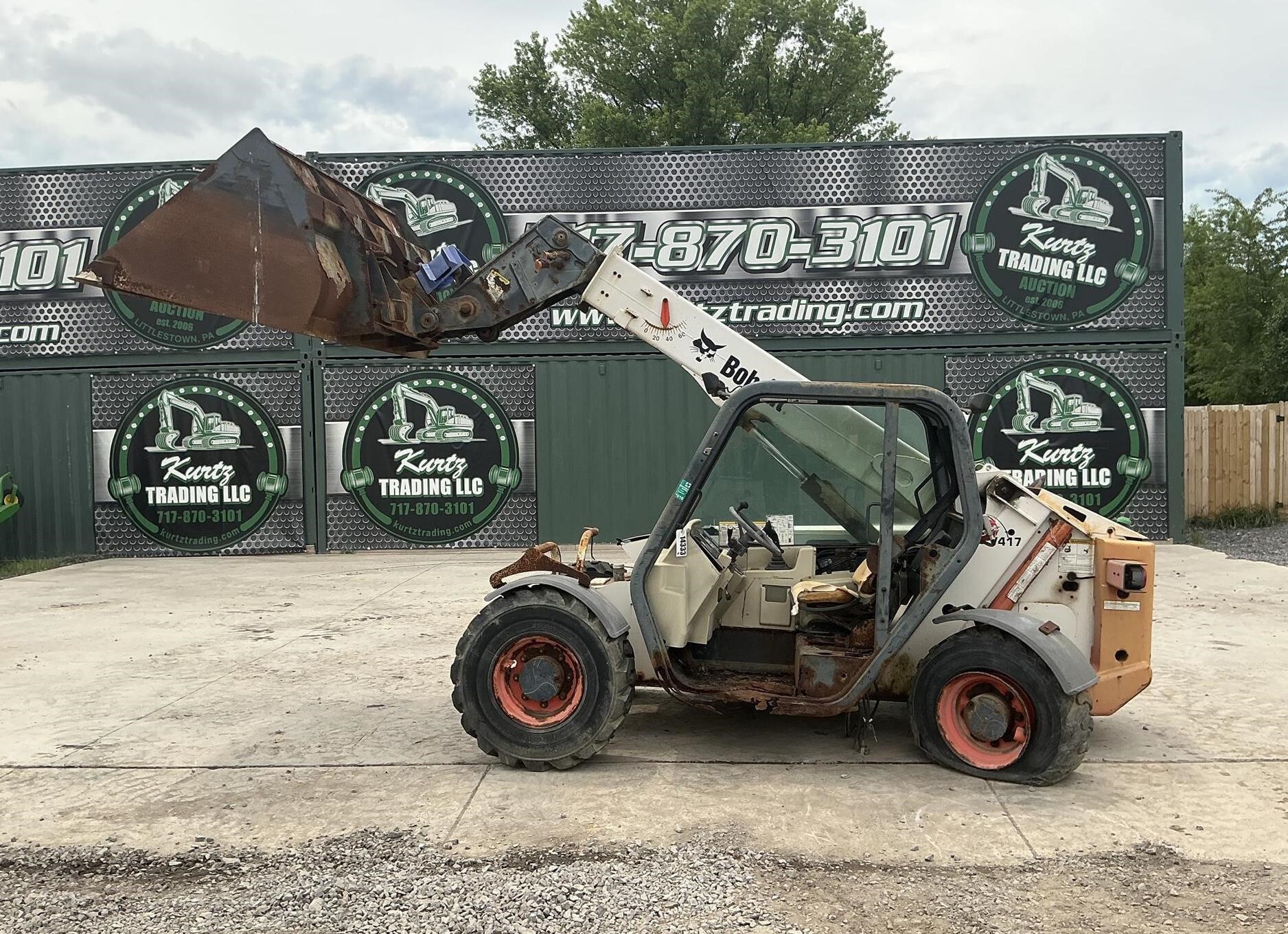 BOBCAT V417 in Littlestown, PA