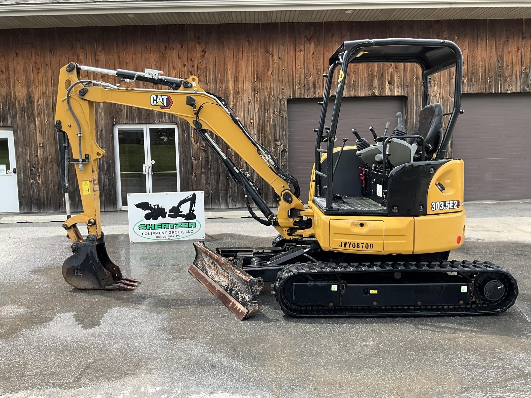 2021 CATERPILLAR 303.5E2 CR in Conestoga, PA