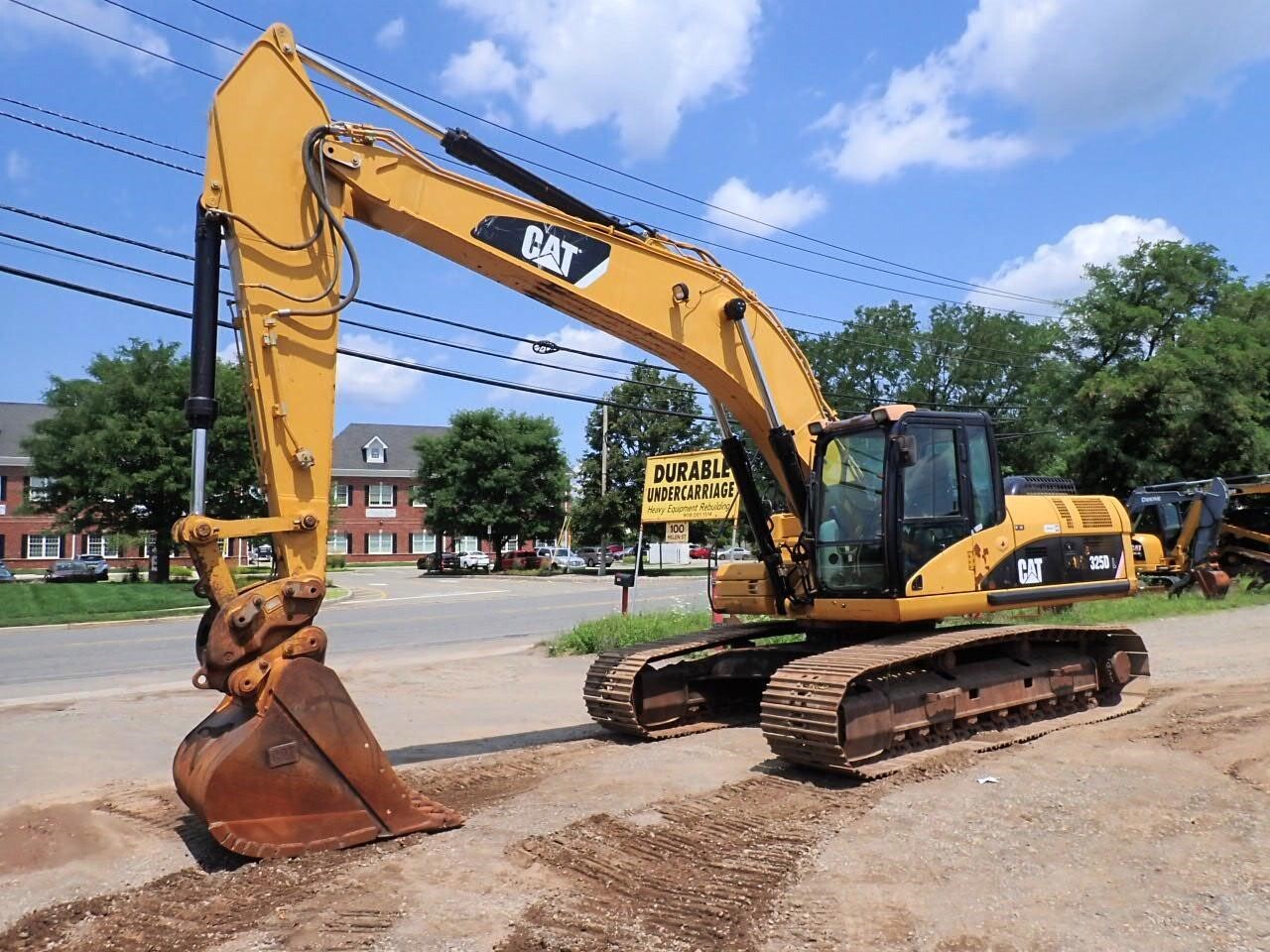 2007 CATERPILLAR 325DL in South Plainfield, NJ