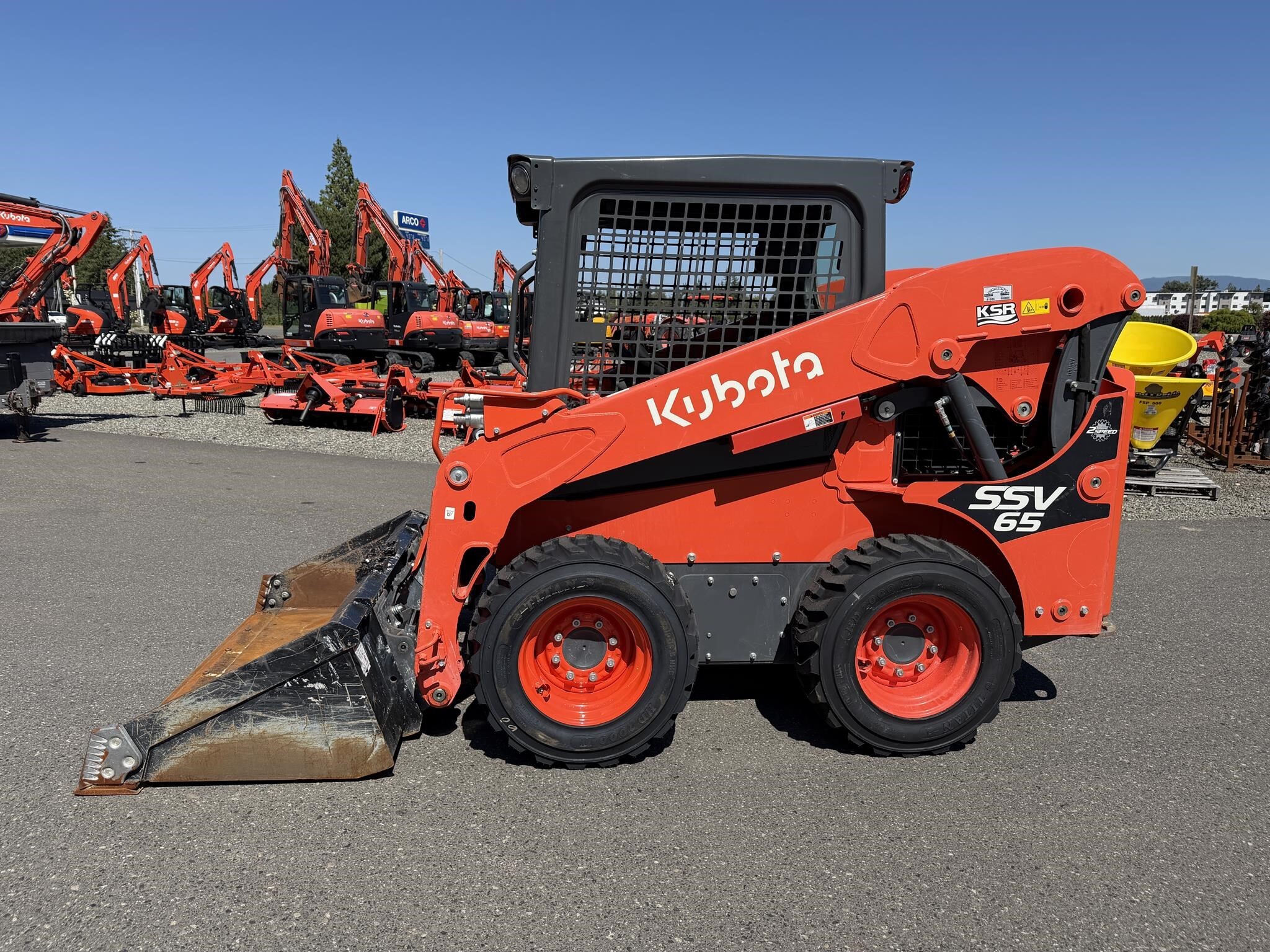 2023 KUBOTA SSV65 in Lynden, WA