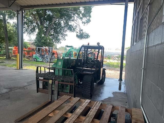 2016 GENIE GTH5519 in Tampa, FL