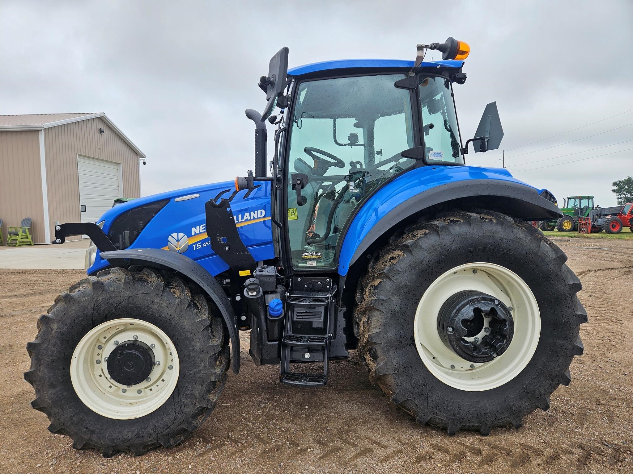 2022 NEW HOLLAND T5.120 in Wessington Springs, SD