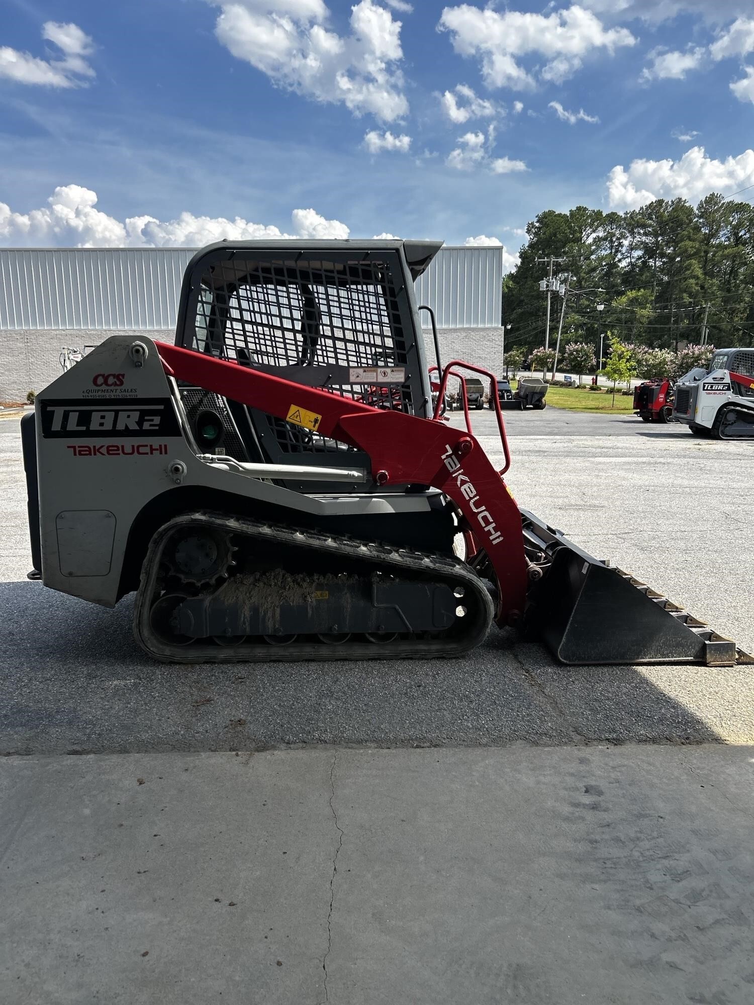 2022 TAKEUCHI TL8R2 in Youngsville, NC