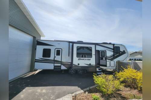 2023 Grand Design MOMENTUM G-CLASS 320G in idaho falls ID