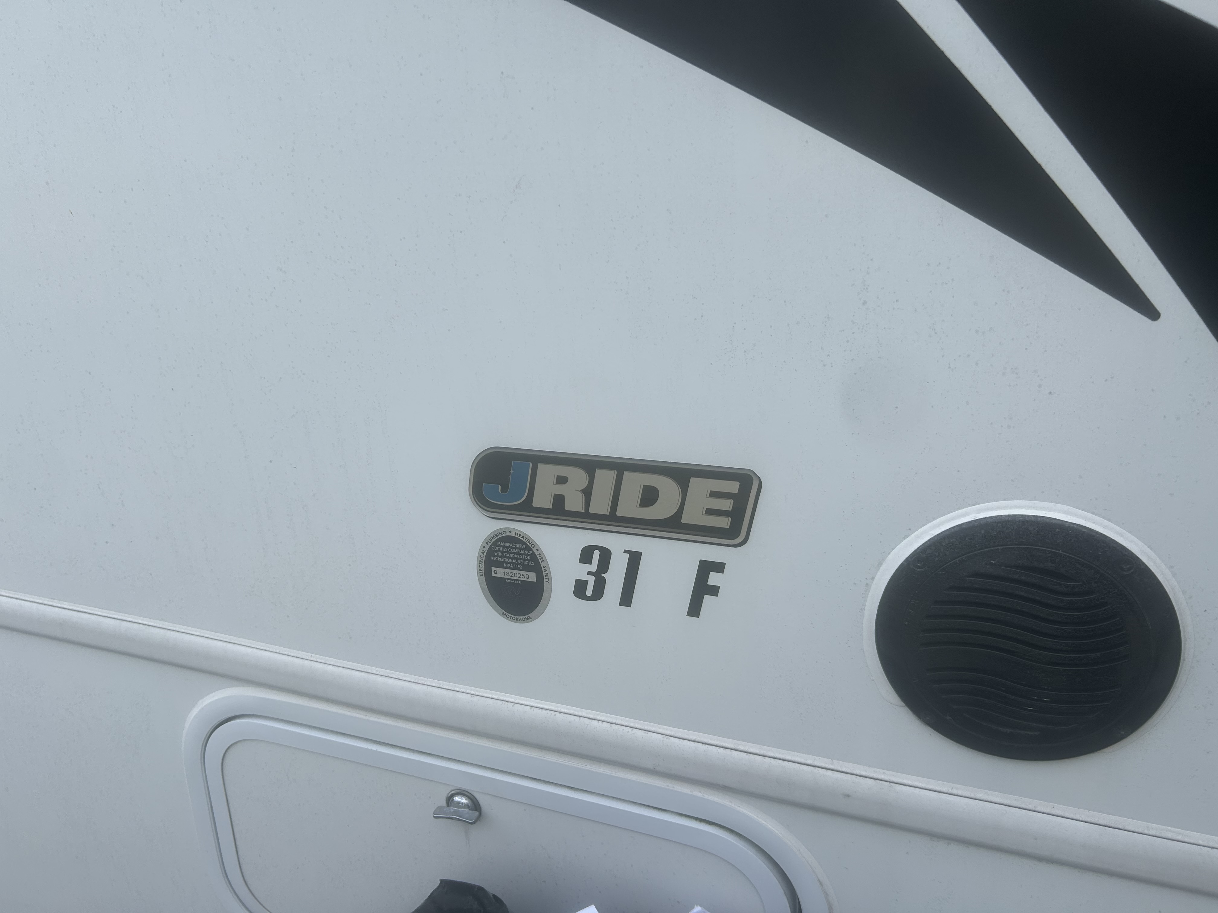 2021 Jayco REDHAWK 31F in north babyon NY