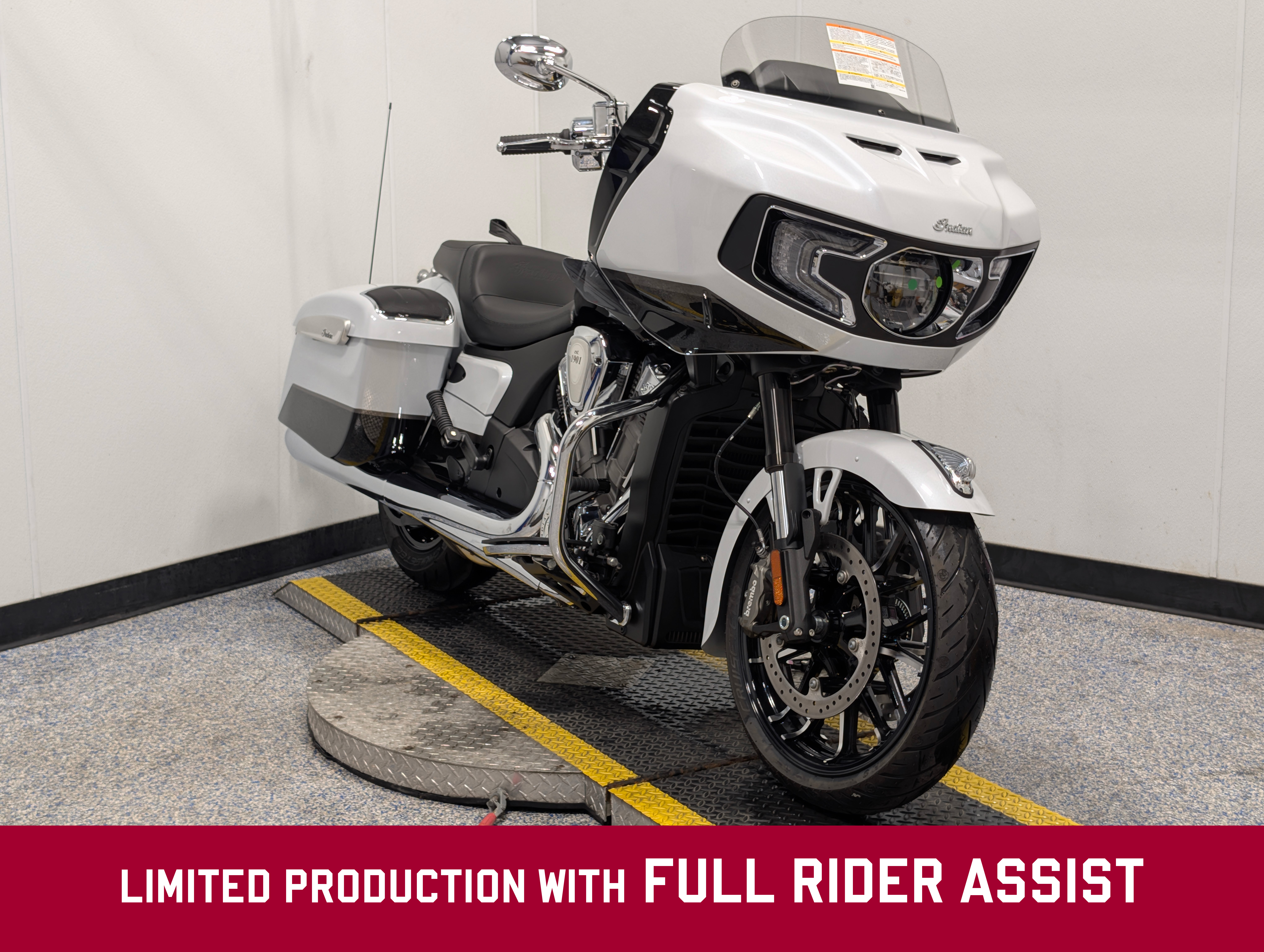 2025 Indian Motorcycle Challenger Limited 108" W/ RIDER ASSIST AND powerband a LIMITED in Auburn, MA