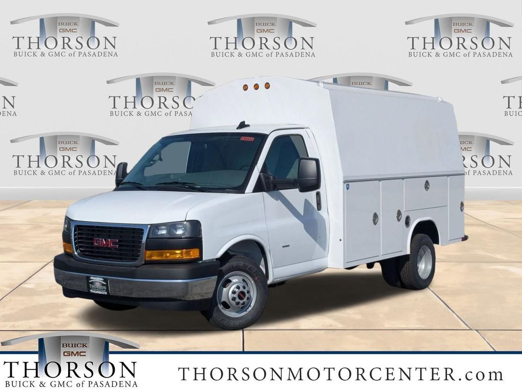 2026 GMC SAVANA CUTAWAY in Pasadena, CA