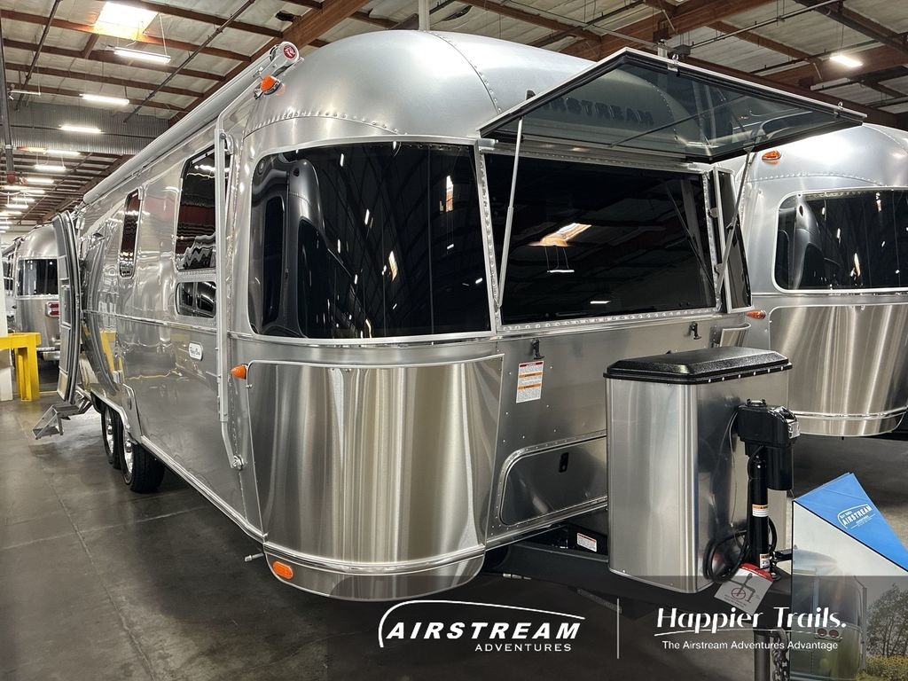 2027 Airstream Flying Cloud 27FB in fairfield CA