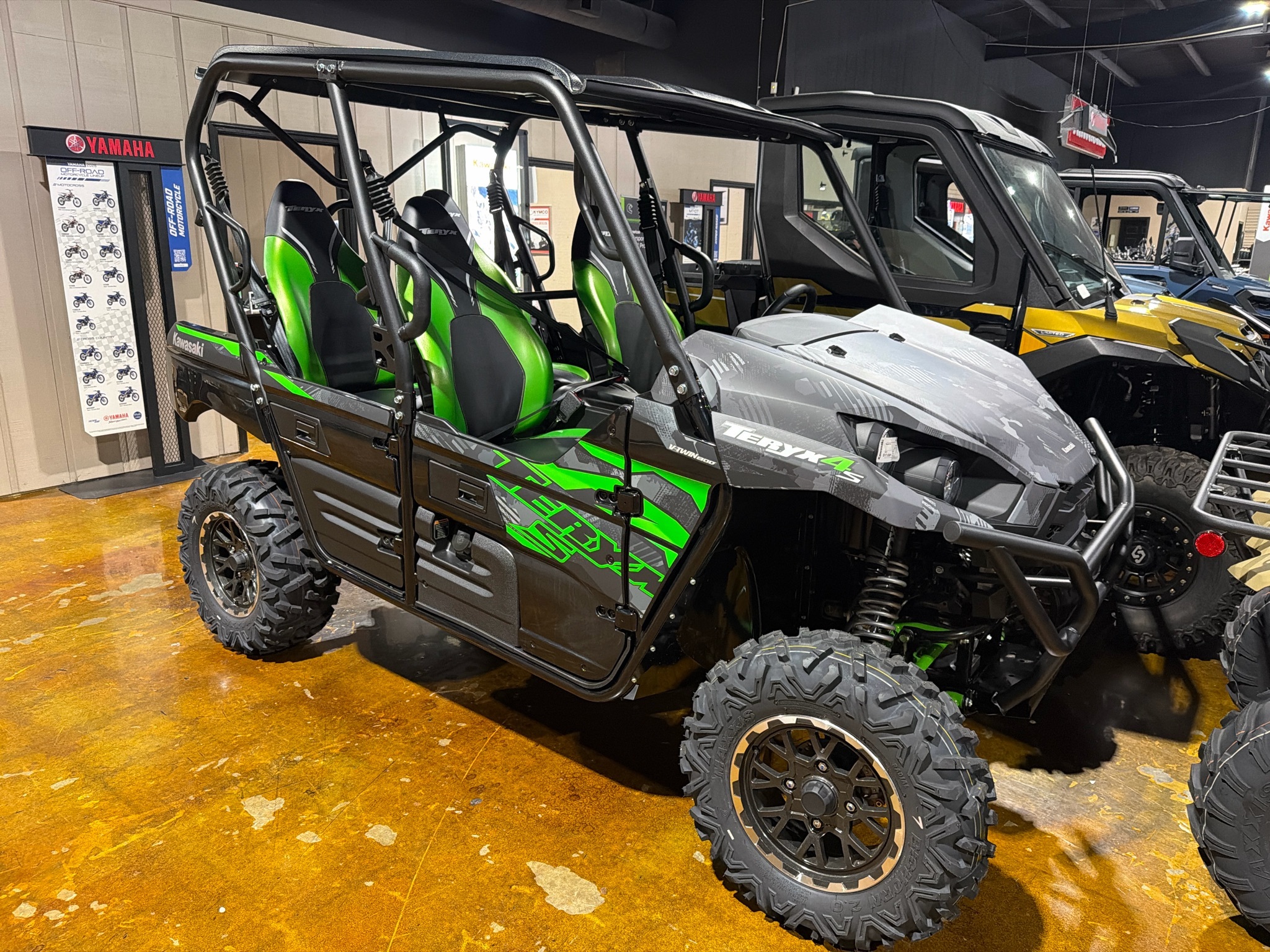 2025 Kawasaki Teryx4™ S LE in cookeville TN