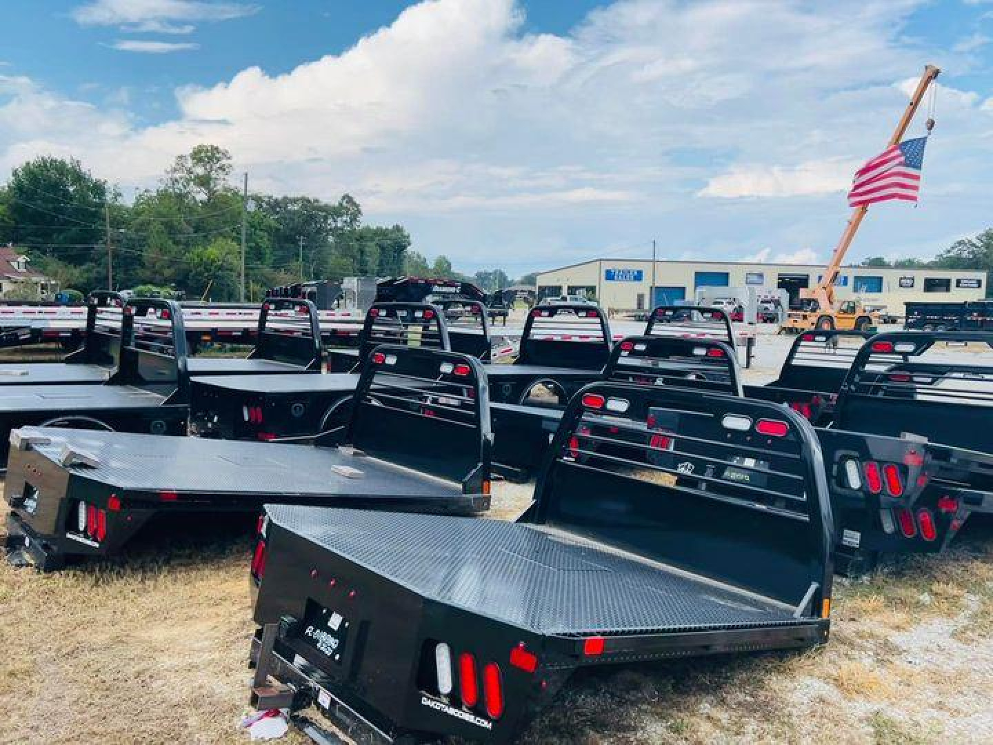 2023 DAKOTA Flatbed Bodies in Wetumpka, AL