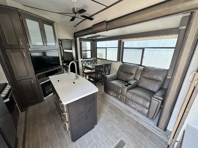 View more photos of this listing