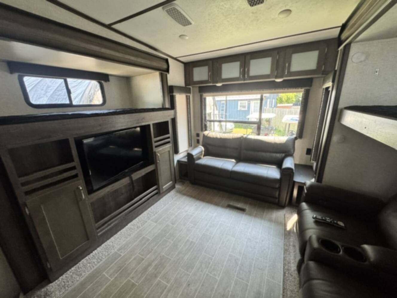 A photo of this 2019 Keystone Montana 362RD